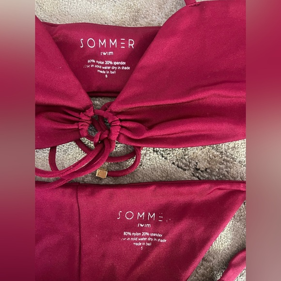 Sommer Swim burgundy bikini set. - Picture 2 of 3